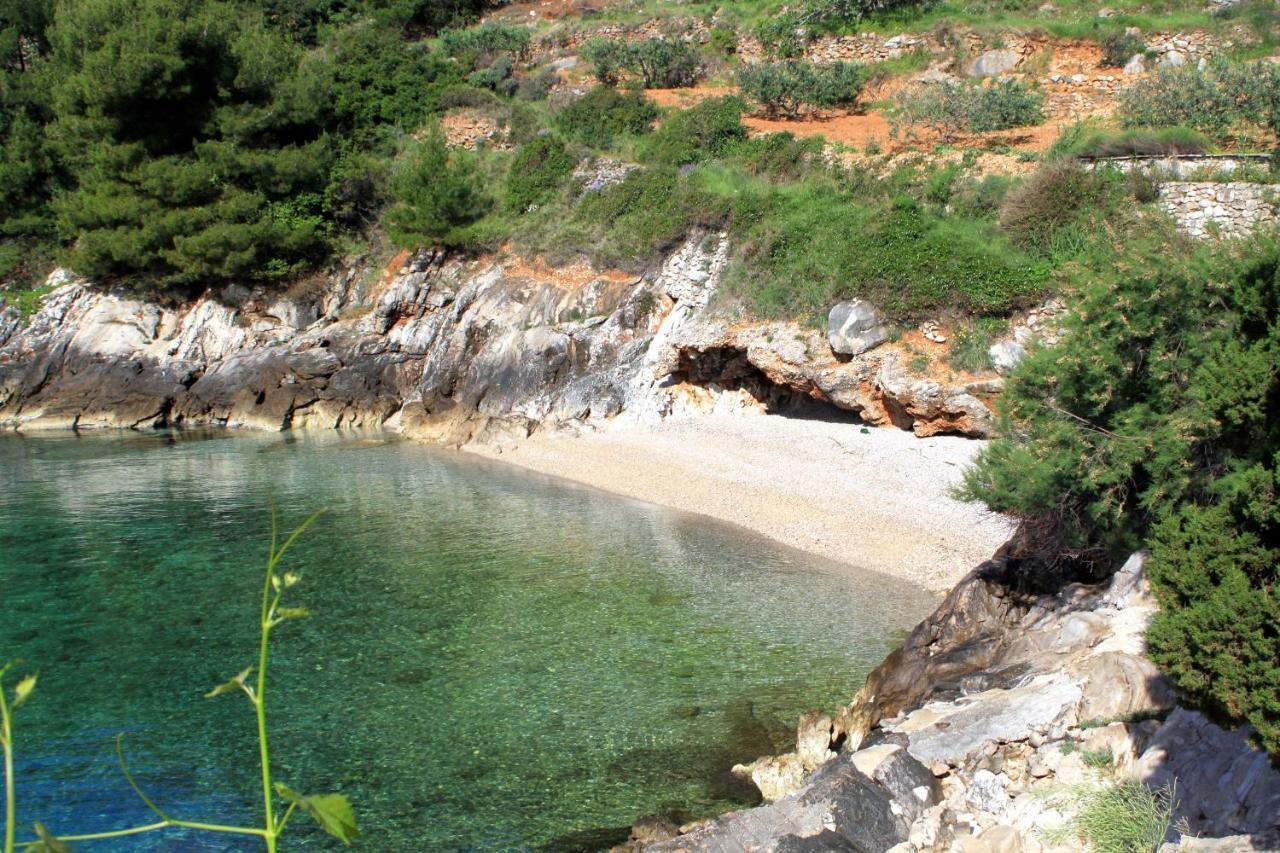 Seaside Secluded Apartments Cove Tvrdni Dolac, Hvar - 2997 Gdinj Bagian luar foto