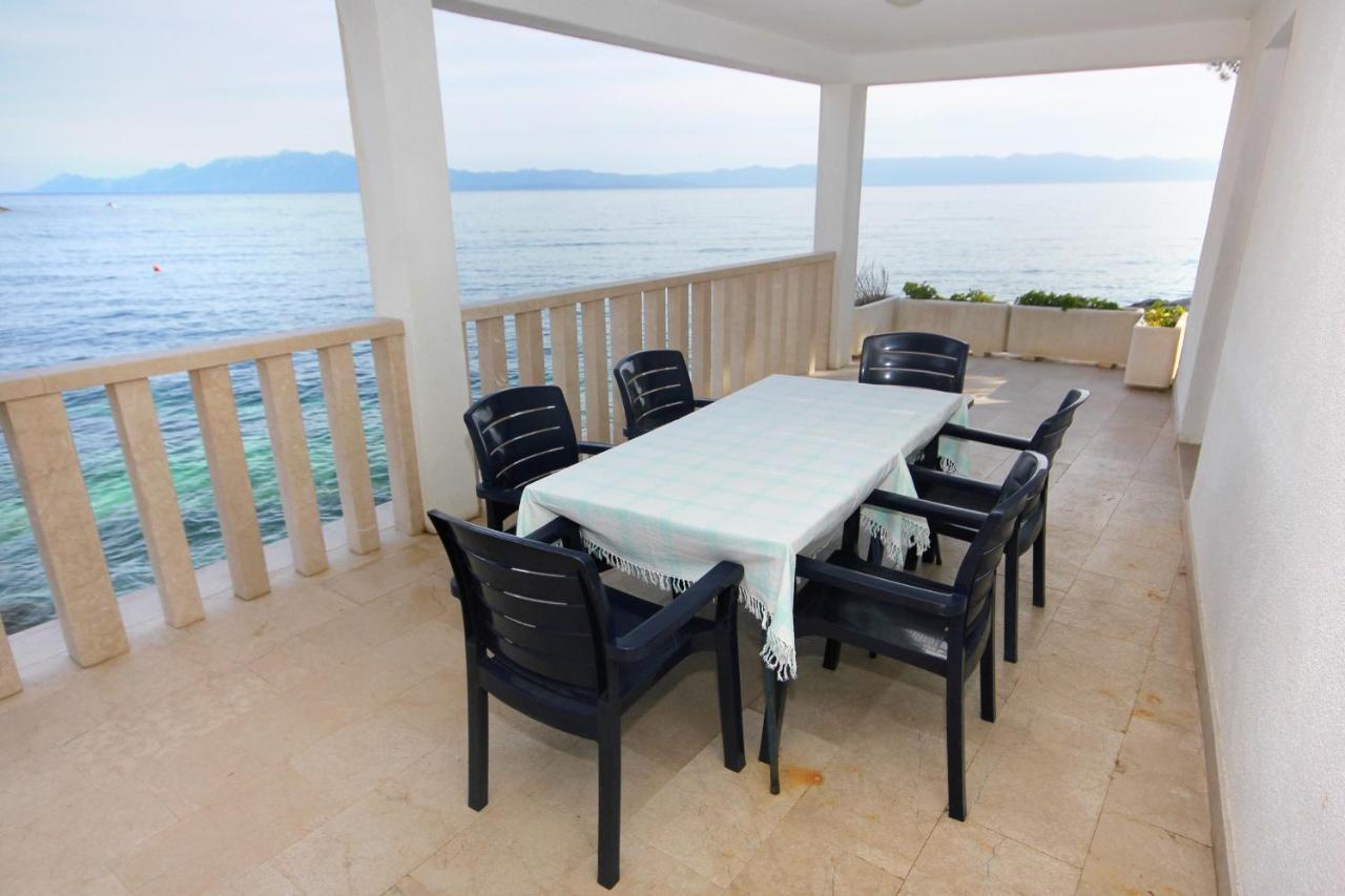 Seaside Secluded Apartments Cove Tvrdni Dolac, Hvar - 2997 Gdinj Bagian luar foto