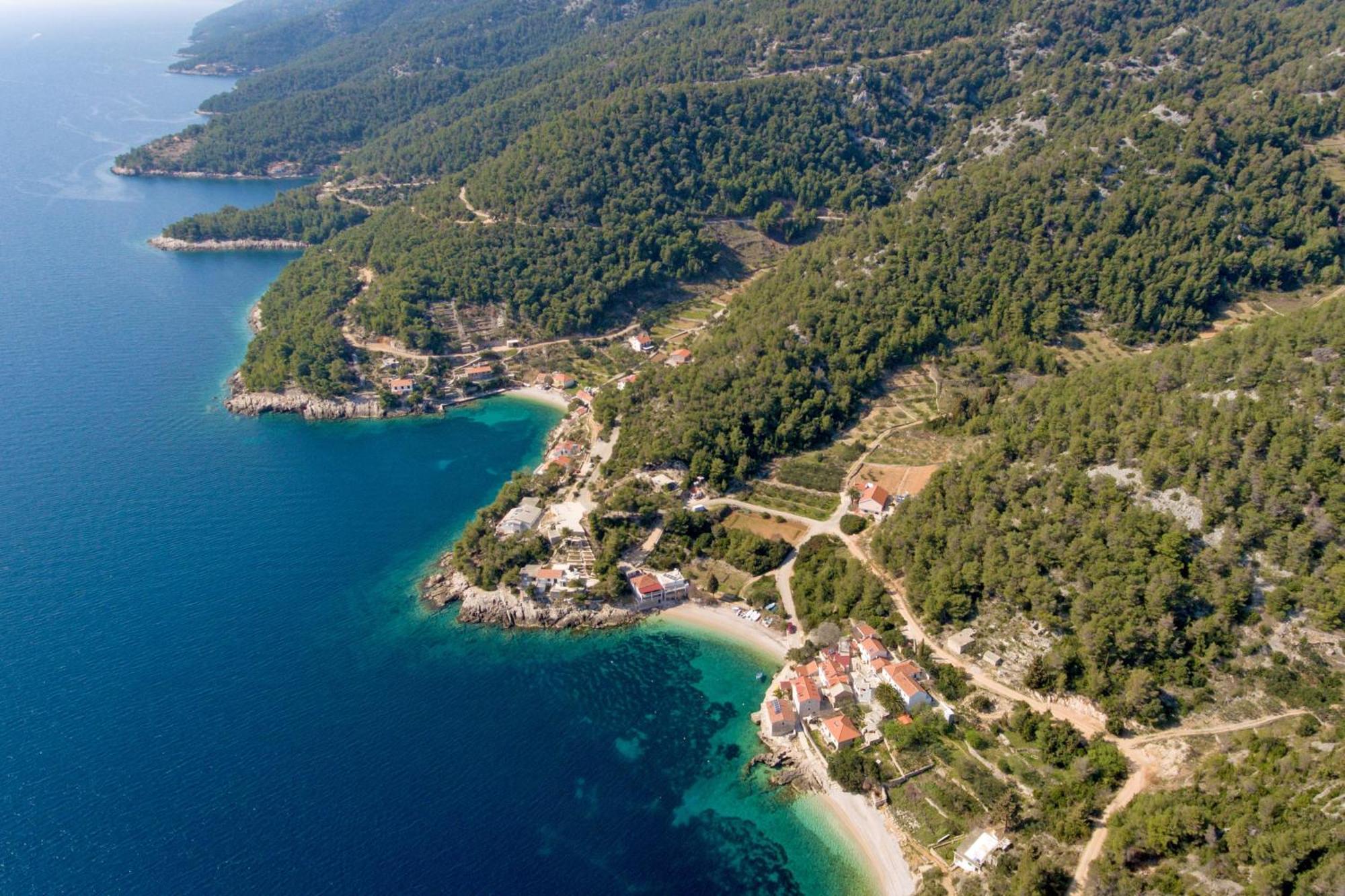 Seaside Secluded Apartments Cove Tvrdni Dolac, Hvar - 2997 Gdinj Bagian luar foto